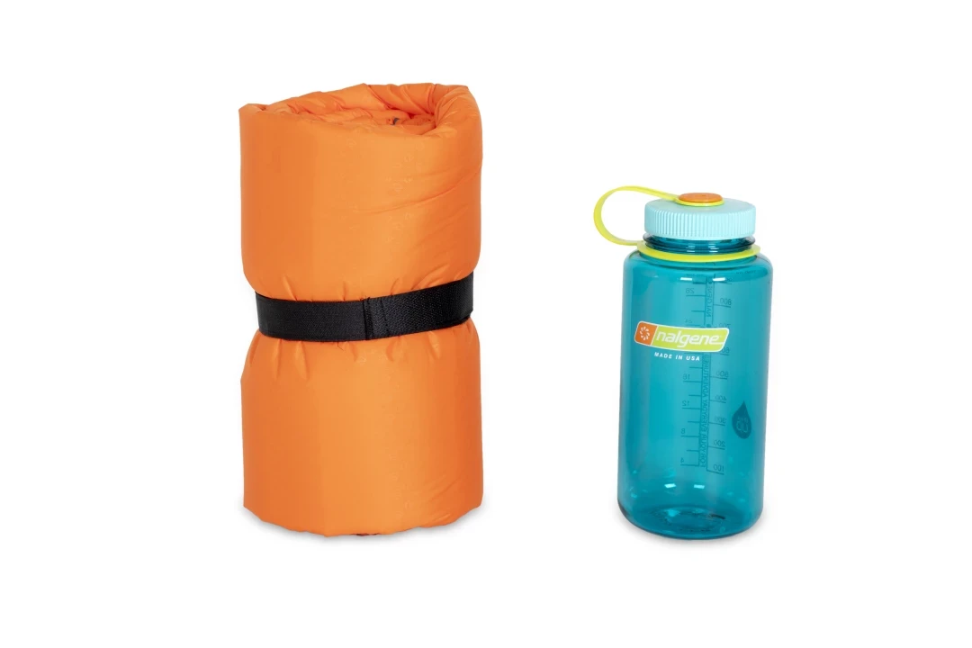 Brand new 🥰 NEMO Flyer Self-Inflating Sleeping Pad-Regular ✔️ 6 NEMO Flyer Self-Inflating Sleeping Pad-Regular