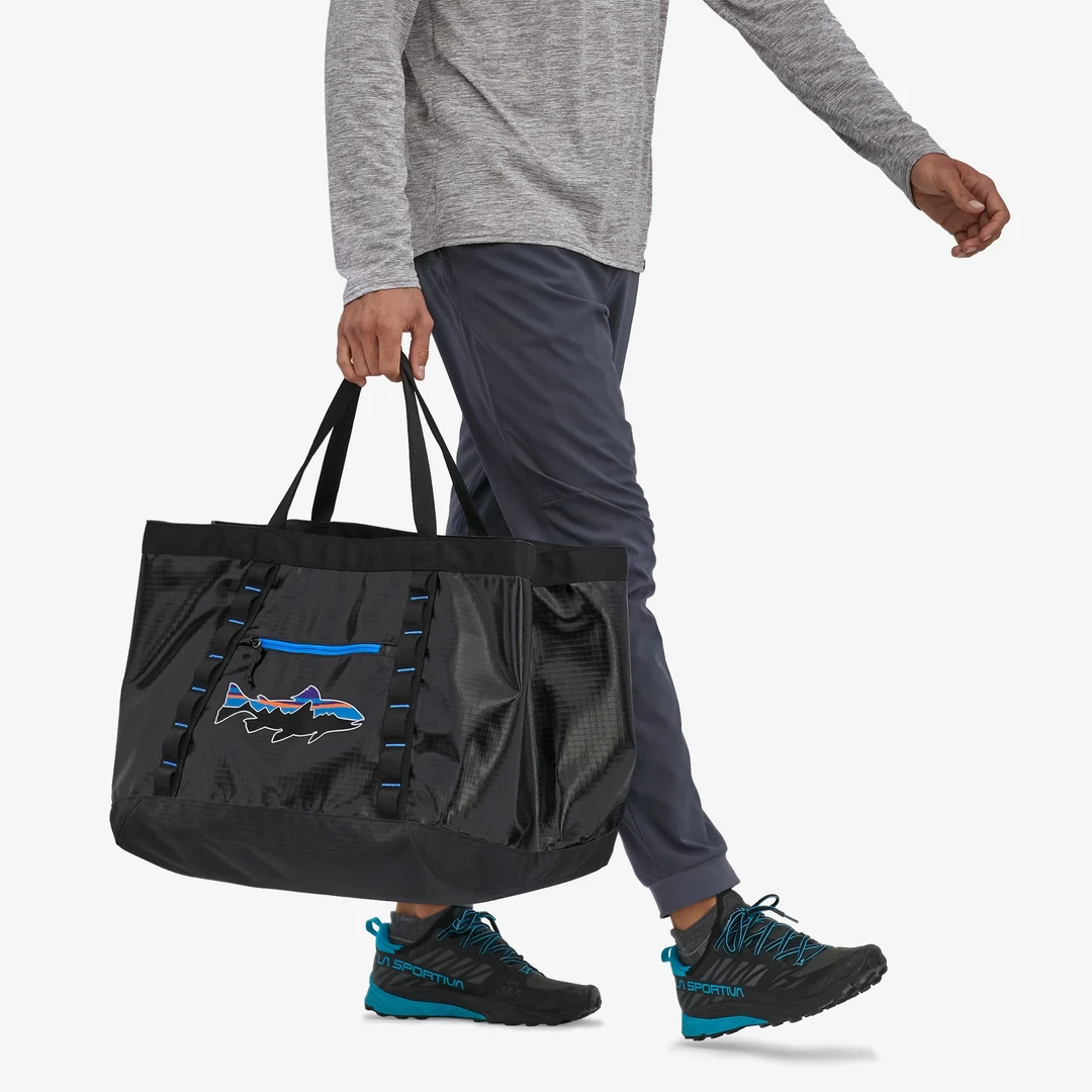 New 🧨 Patagonia Black Hole Tote 61L 🎒 Backpacks & Duffels ✔️ 4 Patagonia Black Hole Tote 61L Backpacks & Duffels