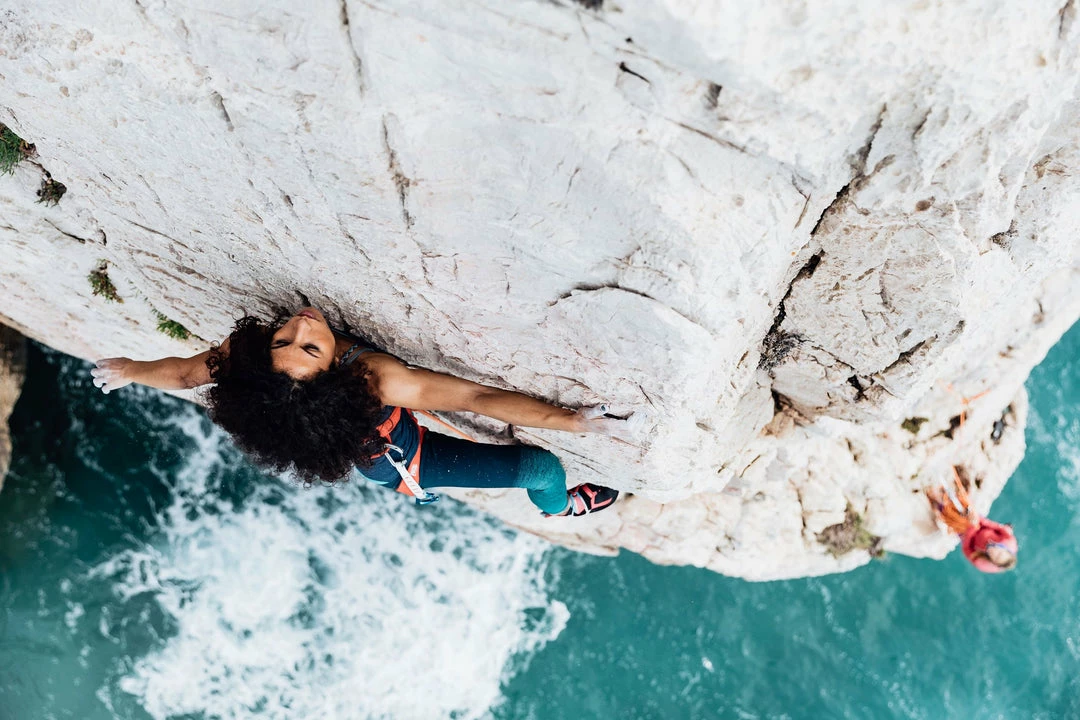 Deals ❤️ La Sportiva Solution Comp 👩 Women's Climbing 👟 Shoes 😍 7 La Sportiva Solution Comp Women's Climbing Shoes